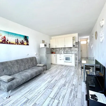 Apartment Oasis